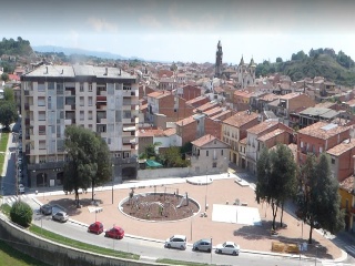 Local en venta en Torelló de 257  m²