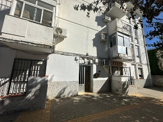 01090-0001 4