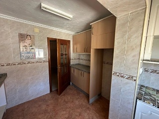 01090-0001 17