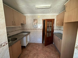 01090-0001 19