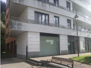 08238-0001 2