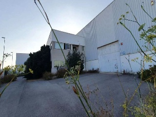 00586-0001 3