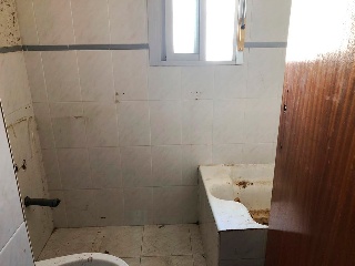 16239-0001 11