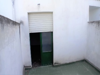 18200-0001 21