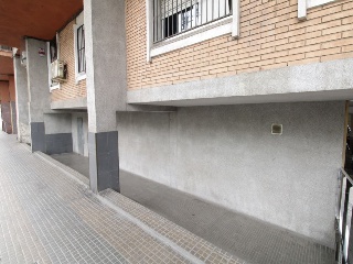 Local en venta en Santa Coloma De Gramenet de 78  m²