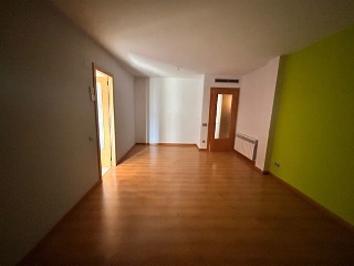 03229-0001 9