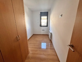 03229-0001 16