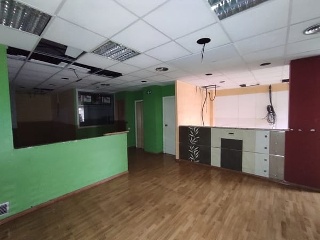 Local en C/ Josep Trueta 2