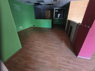 Local en C/ Josep Trueta 8