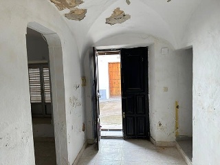 00598-0001 3