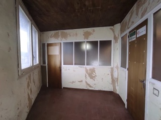 08377-0001 8