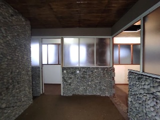 08377-0001 9