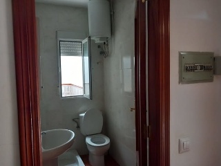 08490-0001 11