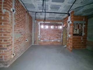 08599-0001 9