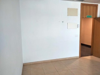 08921-0001 7