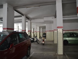 Garaje en venta en Figueres de 523  m²