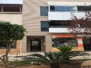 04162-0001 3