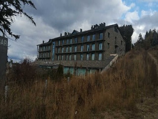 Apartahotel en C/ Pista Llarga, Alp (Girona) 6