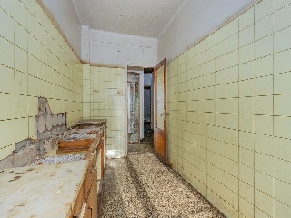 16161-0001 17