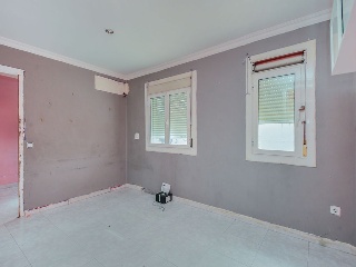 19585-0001 7