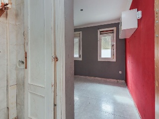 19585-0001 9