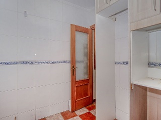 01998-0001 26