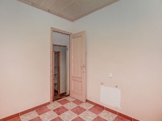 01998-0001 28