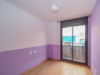 Pisos, dúplex y garajes en C/ Rafael de Casanovas, Badalona (Barcelona) 22