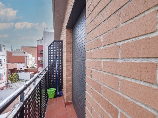 Pisos, dúplex y garajes en C/ Rafael de Casanovas, Badalona (Barcelona) 27