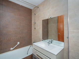 Piso en C/ Melilla, Blanes (Girona) 32
