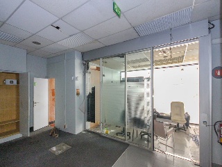 Local en C/ Hierbabuena, L´Hospitalet de Llobregat (Barcelona) 11