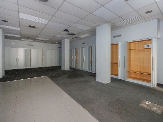 Local en C/ Hierbabuena, L´Hospitalet de Llobregat (Barcelona) 14