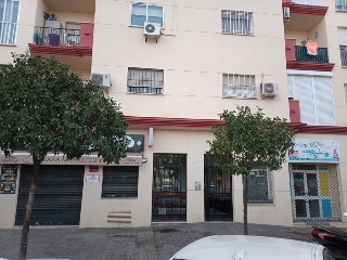 Local en C/ San José de Calasanz - Dos Hermanas - Sevilla - 2