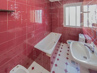 Vivienda situada en La Zubia 39