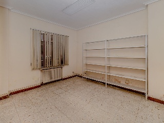 Local comercial en C/ Gutiérrez Ortega - Ciudad Real - 9