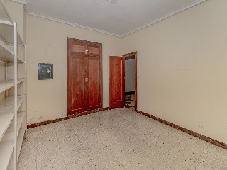 Local comercial en C/ Gutiérrez Ortega - Ciudad Real - 10