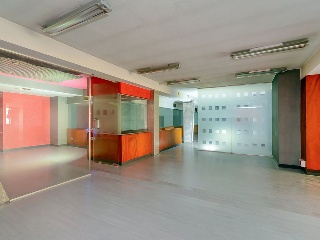 Local comercial en C/ San José, Gijón (Asturias) 23