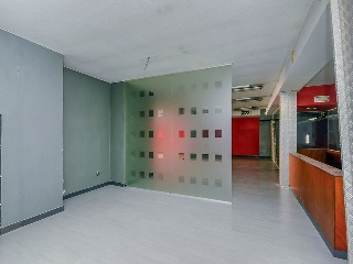 Local comercial en C/ San José, Gijón (Asturias) 28