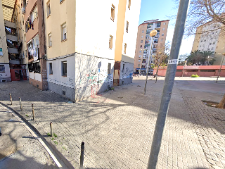 Piso en venta en Badalona de 63  m²