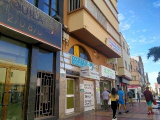 Piso en venta en Santa Lucía De Tirajana de 113  m²