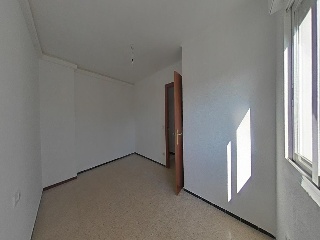 Piso situado en Girona 13
