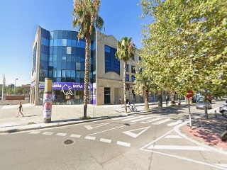 Local en venta en Cornellà De Llobregat de 367  m²