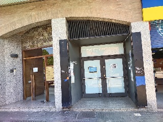 Local en Montcada i Reixac 2