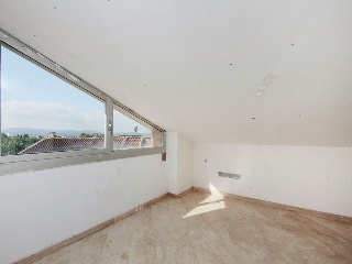 Promoción de viviendas y garajes en C/ Pontevedra, Rubí (Barcelona)  10