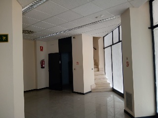 Local en Av de Ifach 17
