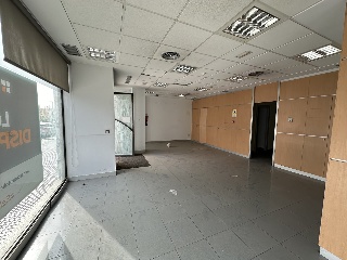 00032-0001 3
