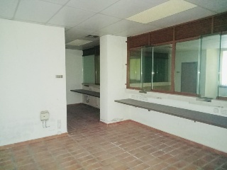 Local en C/ Costa Blanca 6
