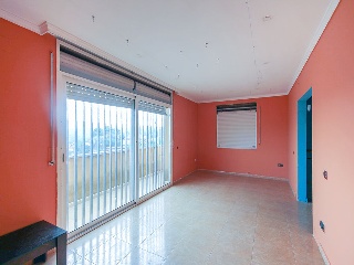 Chalet independiente en Canyelles  24