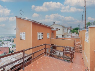 Chalet independiente en Canyelles  37
