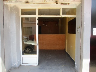 Local comercial en C/ Verge de la Murta - Alzira - Valencia 2